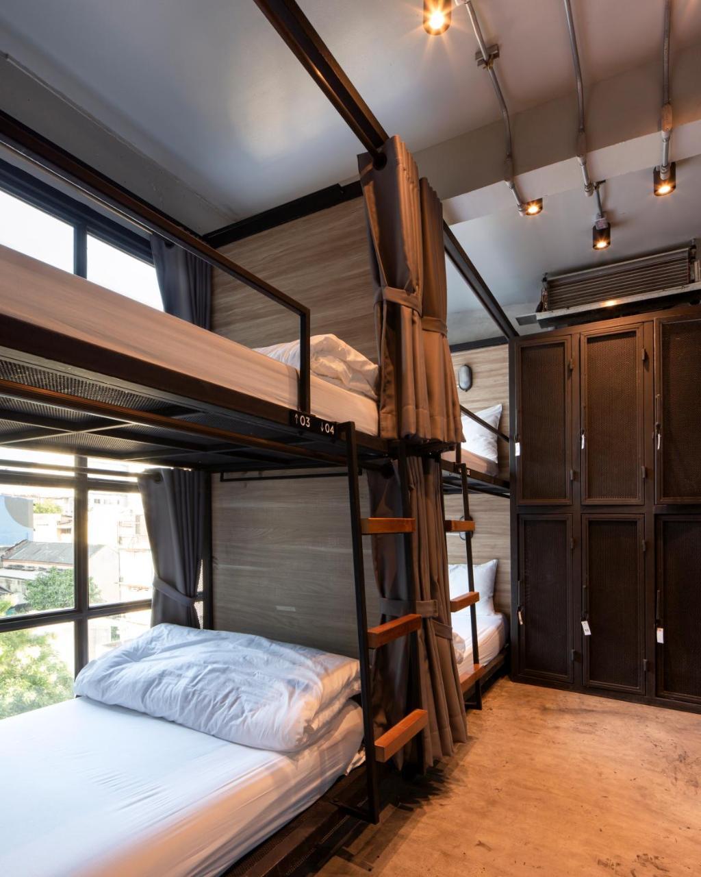 Bed Station Hostel Khaosan Бангкок Экстерьер фото